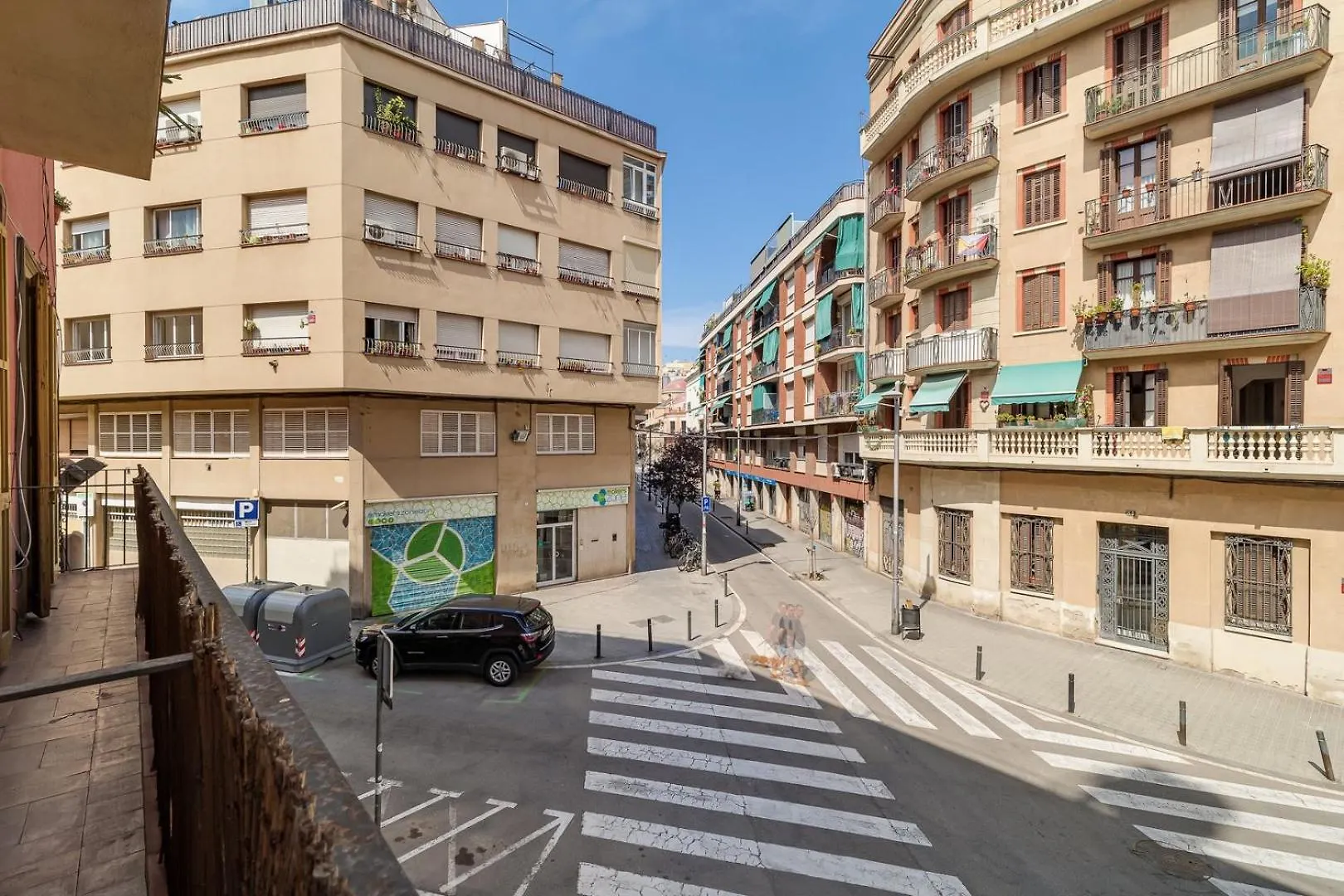 Guestready - Bright Apartment With Balcony Barcelona