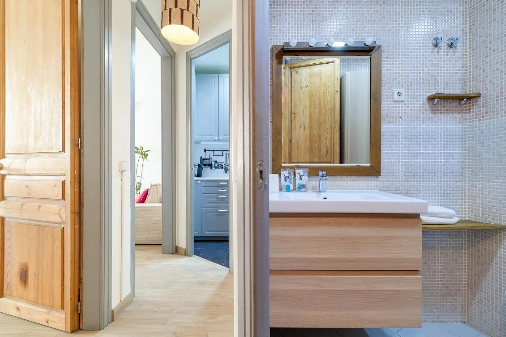 Guestready - Bright Apartment With Balcony Barcelona
