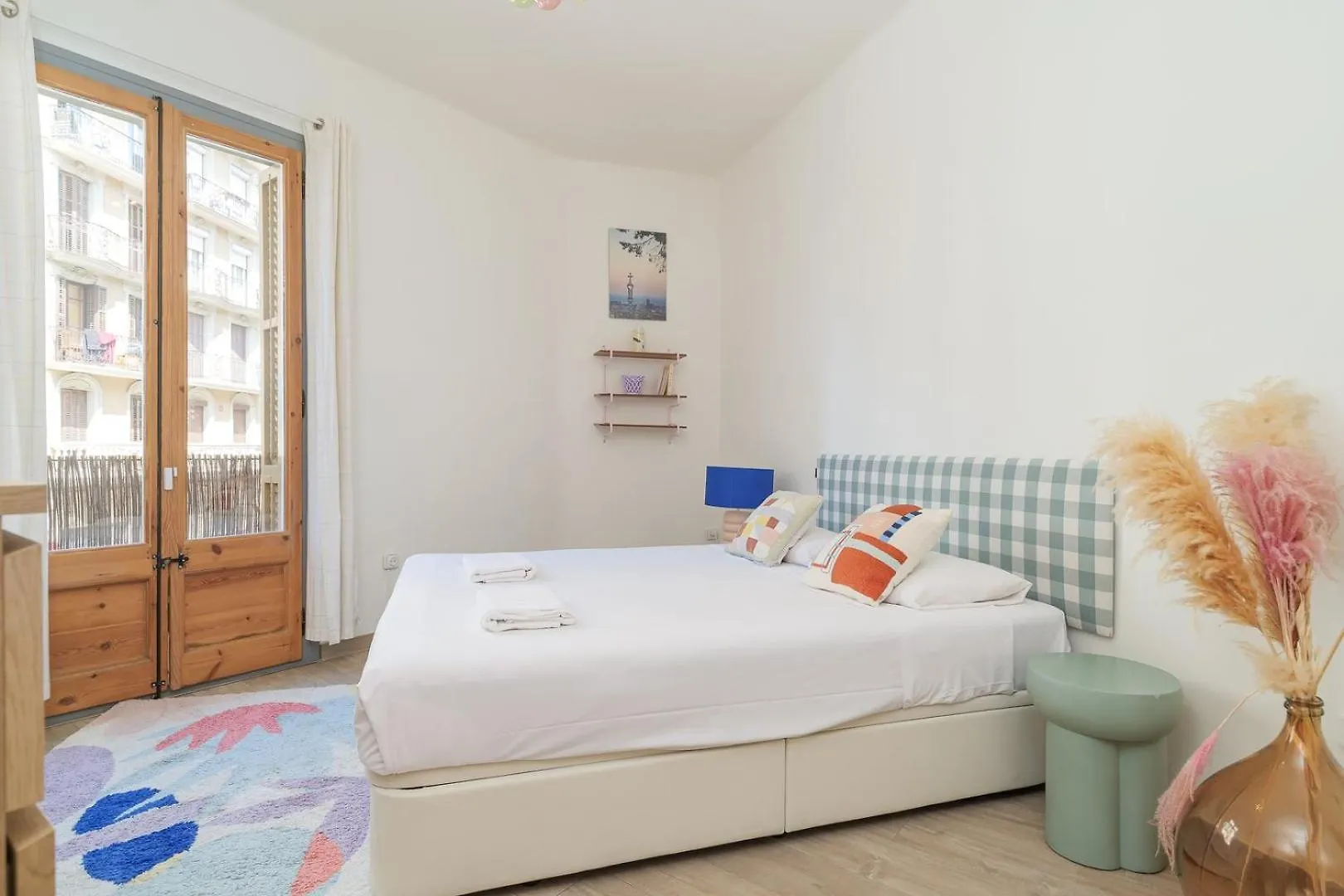 Guestready - Bright Apartment With Balcony Barcelona 0*,  Espanha